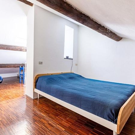 Porta Ticinese colorful apartment! Milano Esterno foto