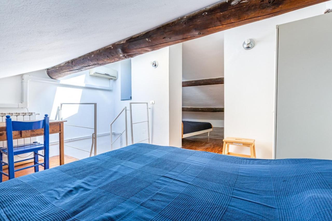 Porta Ticinese colorful apartment! Milano Esterno foto